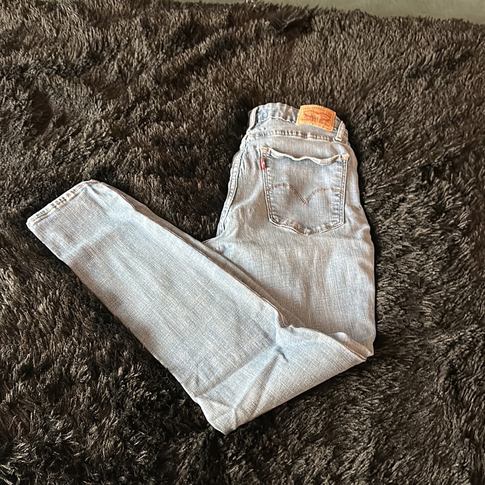 Levi’s 721 high rise skinny size 29